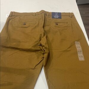 GAP Men's Tan Chinos